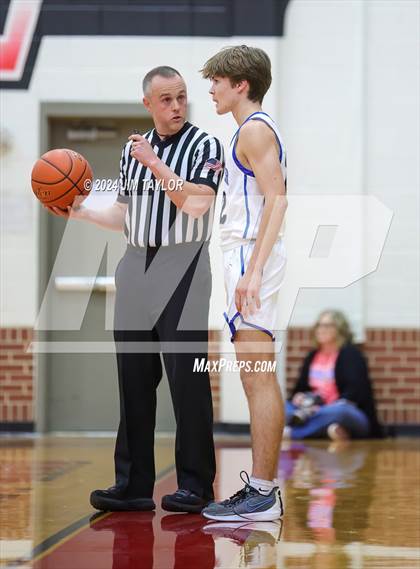 Thumbnail 1 in Clyde vs. Peaster (UIL 3A Area Playoff) photogallery.