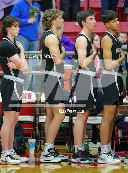 Thumbnail 2 in Clyde vs. Peaster (UIL 3A Area Playoff) photogallery.