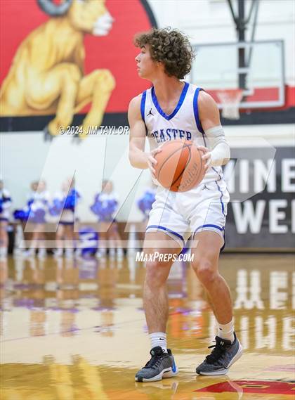 Thumbnail 2 in Clyde vs. Peaster (UIL 3A Area Playoff) photogallery.