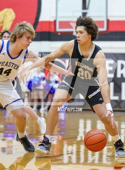 Thumbnail 3 in Clyde vs. Peaster (UIL 3A Area Playoff) photogallery.