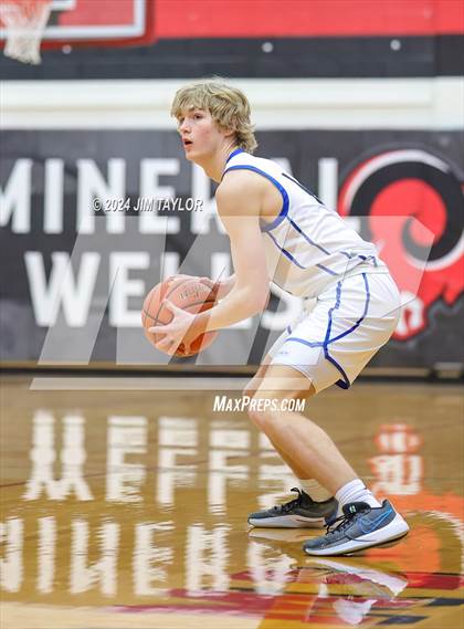 Thumbnail 1 in Clyde vs. Peaster (UIL 3A Area Playoff) photogallery.