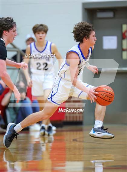 Thumbnail 3 in Clyde vs. Peaster (UIL 3A Area Playoff) photogallery.