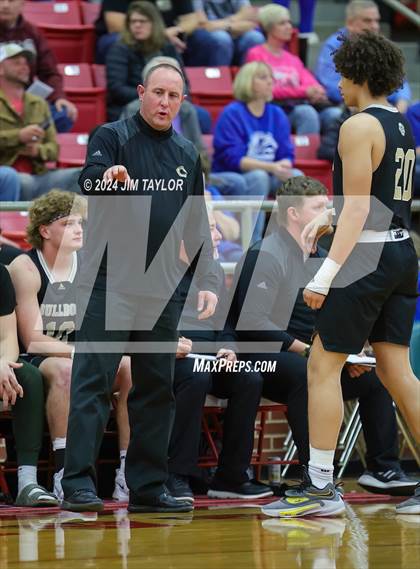 Thumbnail 1 in Clyde vs. Peaster (UIL 3A Area Playoff) photogallery.