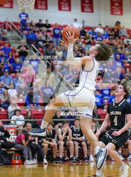 Thumbnail 3 in Clyde vs. Peaster (UIL 3A Area Playoff) photogallery.