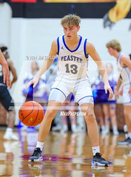 Thumbnail 1 in Clyde vs. Peaster (UIL 3A Area Playoff) photogallery.