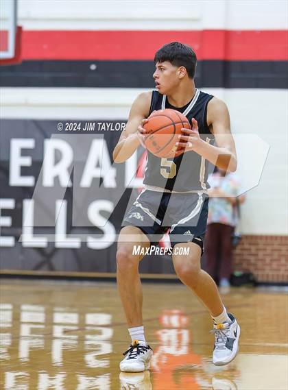 Thumbnail 1 in Clyde vs. Peaster (UIL 3A Area Playoff) photogallery.