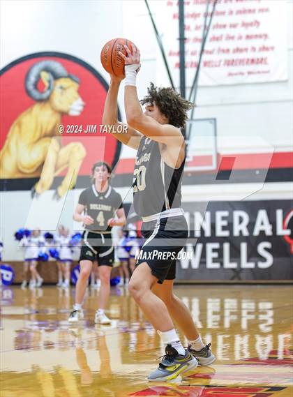 Thumbnail 3 in Clyde vs. Peaster (UIL 3A Area Playoff) photogallery.