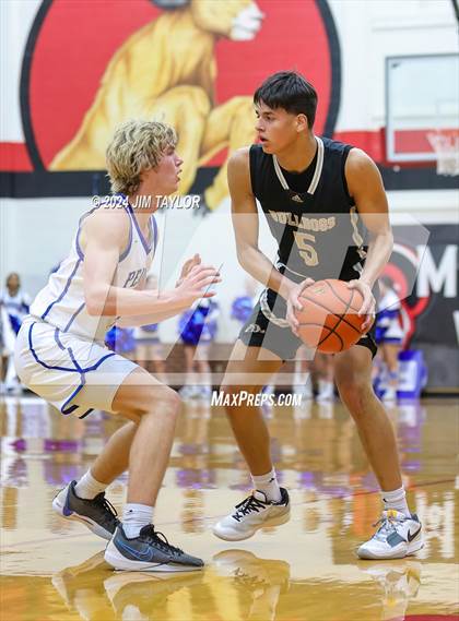 Thumbnail 3 in Clyde vs. Peaster (UIL 3A Area Playoff) photogallery.