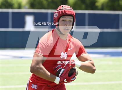 Thumbnail 1 in Mater Dei vs, Servite (Brave 8 Invitational) photogallery.