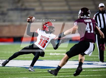 Thumbnail 2 in Horn vs Wylie (UIL 6A D1 Bi-District Playoff) photogallery.