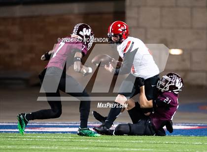 Thumbnail 3 in Horn vs Wylie (UIL 6A D1 Bi-District Playoff) photogallery.