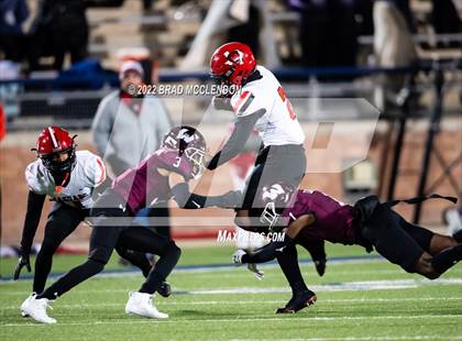 Thumbnail 1 in Horn vs Wylie (UIL 6A D1 Bi-District Playoff) photogallery.