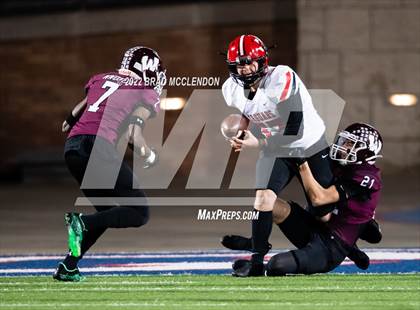 Thumbnail 2 in Horn vs Wylie (UIL 6A D1 Bi-District Playoff) photogallery.