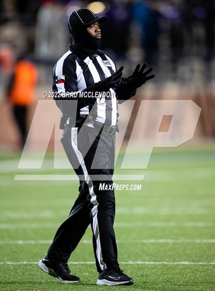Thumbnail 3 in Horn vs Wylie (UIL 6A D1 Bi-District Playoff) photogallery.