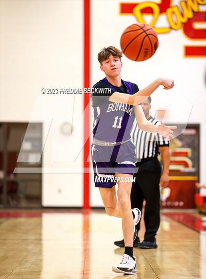 Thumbnail 1 in Bonham vs. Bowie "For the Love of the Game" Tournament photogallery.