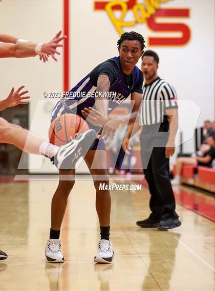 Thumbnail 2 in Bonham vs. Bowie "For the Love of the Game" Tournament photogallery.