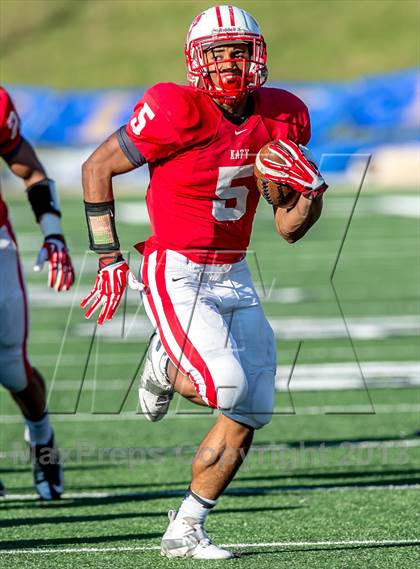 Thumbnail 2 in Katy vs. Fort Bend Elkins (UIL 5A Regional Playoff) photogallery.