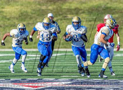 Thumbnail 3 in Katy vs. Fort Bend Elkins (UIL 5A Regional Playoff) photogallery.