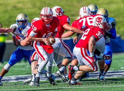 Thumbnail 1 in Katy vs. Fort Bend Elkins (UIL 5A Regional Playoff) photogallery.