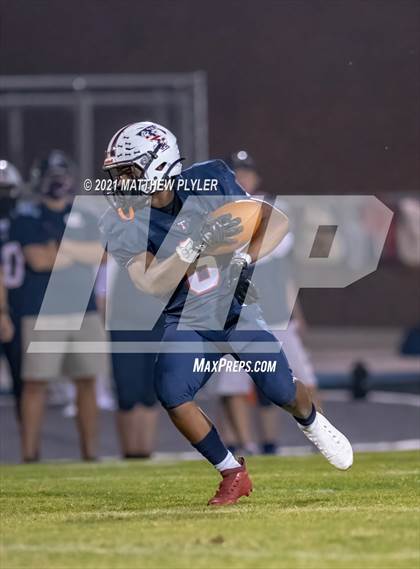 Thumbnail 2 in Douglas Byrd @ Terry Sanford photogallery.