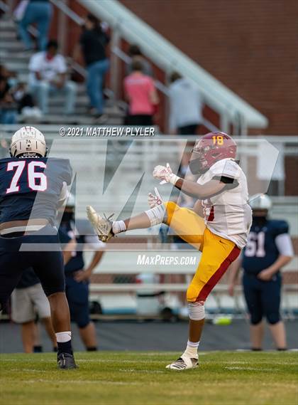 Thumbnail 1 in Douglas Byrd @ Terry Sanford photogallery.