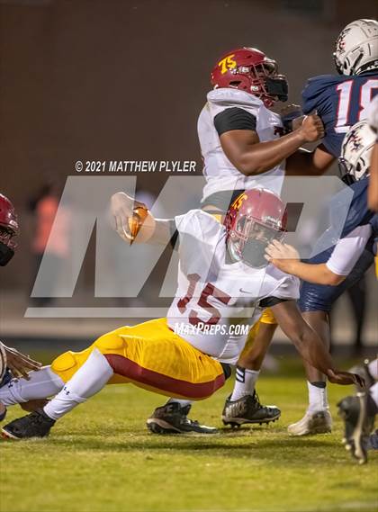 Thumbnail 2 in Douglas Byrd @ Terry Sanford photogallery.