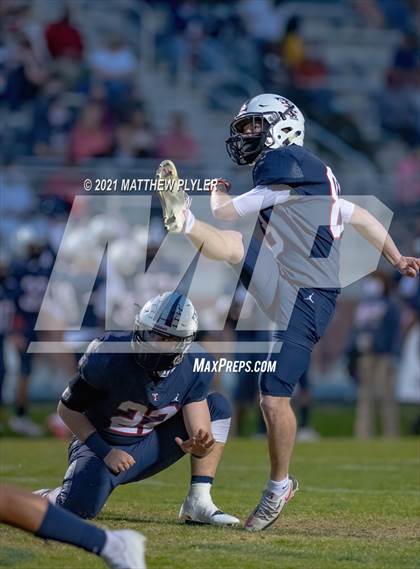 Thumbnail 2 in Douglas Byrd @ Terry Sanford photogallery.