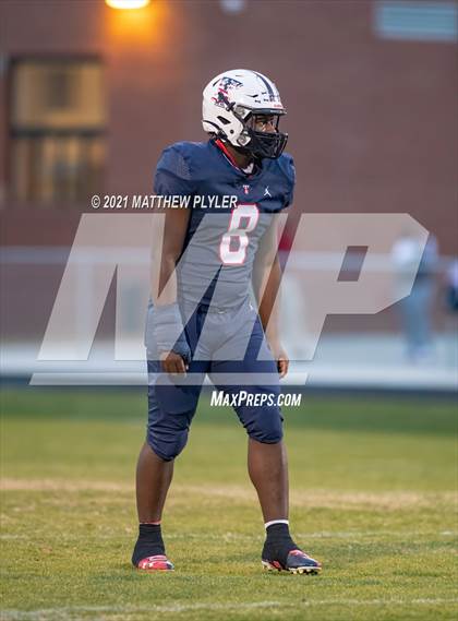 Thumbnail 3 in Douglas Byrd @ Terry Sanford photogallery.