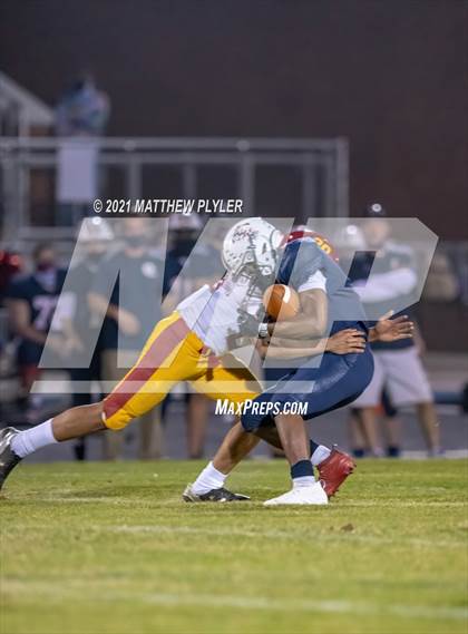 Thumbnail 1 in Douglas Byrd @ Terry Sanford photogallery.