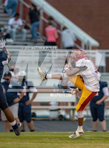 Thumbnail 3 in Douglas Byrd @ Terry Sanford photogallery.