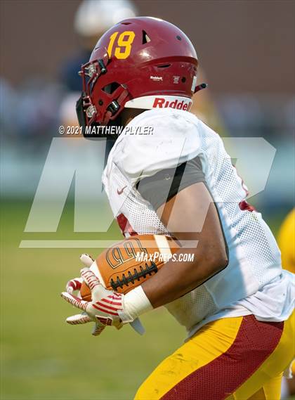 Thumbnail 1 in Douglas Byrd @ Terry Sanford photogallery.