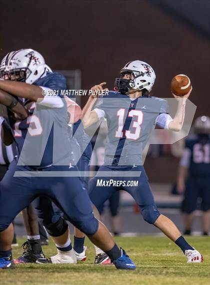 Thumbnail 2 in Douglas Byrd @ Terry Sanford photogallery.