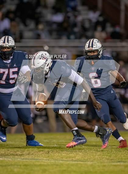 Thumbnail 1 in Douglas Byrd @ Terry Sanford photogallery.