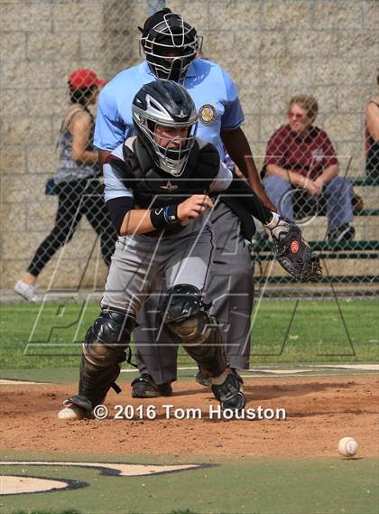 Thumbnail 3 in Bonita vs Claremont photogallery.