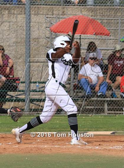 Thumbnail 1 in Bonita vs Claremont photogallery.