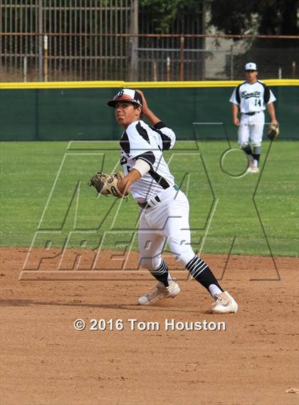 Thumbnail 3 in Bonita vs Claremont photogallery.