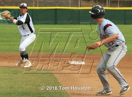 Thumbnail 3 in Bonita vs Claremont photogallery.