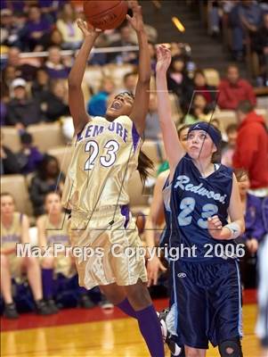 Thumbnail 2 in Lemoore vs Redwood (CS D2 Final) photogallery.