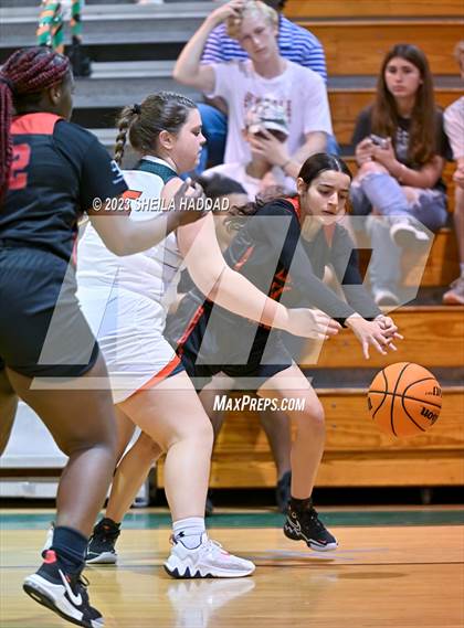 Thumbnail 1 in Northeast @ Seminole (FHSAA District Tournament 5A District 9) photogallery.