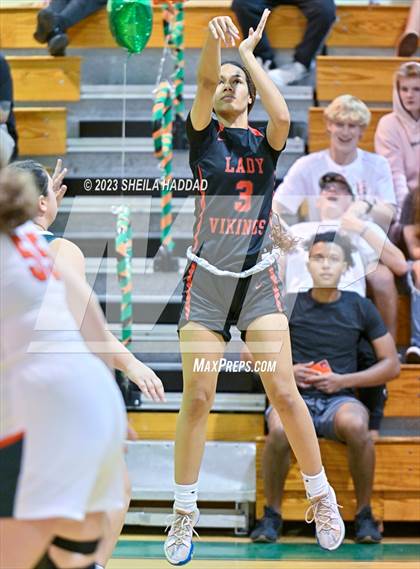 Thumbnail 1 in Northeast @ Seminole (FHSAA District Tournament 5A District 9) photogallery.