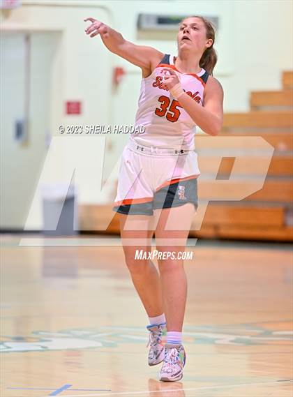 Thumbnail 2 in Northeast @ Seminole (FHSAA District Tournament 5A District 9) photogallery.