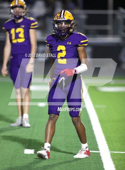 Thumbnail 1 in La Grange vs. Madisonville (UIL 4A-2 Bi-District Playoff) photogallery.