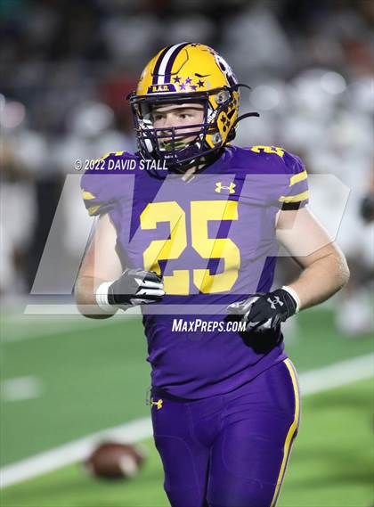 Thumbnail 3 in La Grange vs. Madisonville (UIL 4A-2 Bi-District Playoff) photogallery.