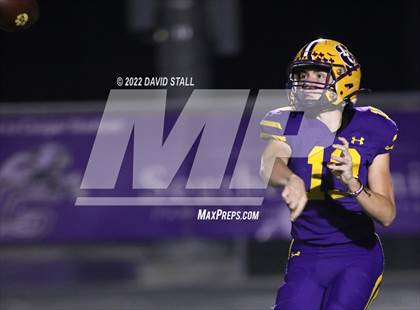 Thumbnail 2 in La Grange vs. Madisonville (UIL 4A-2 Bi-District Playoff) photogallery.