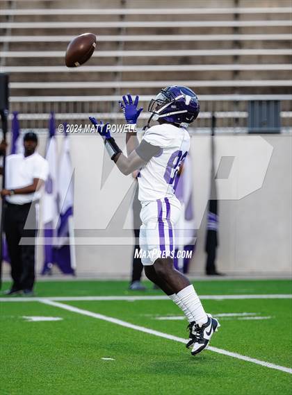 Thumbnail 3 in Katy Taylor vs. Morton Ranch photogallery.