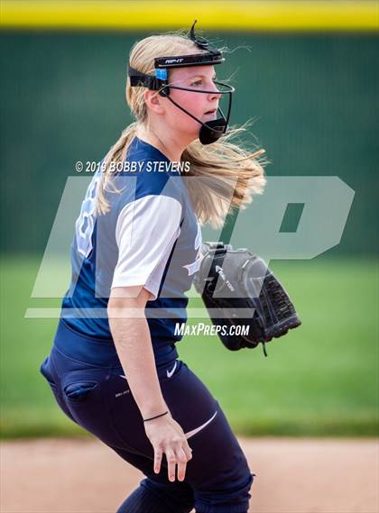 Thumbnail 3 in Valor Christian @ Falcon photogallery.