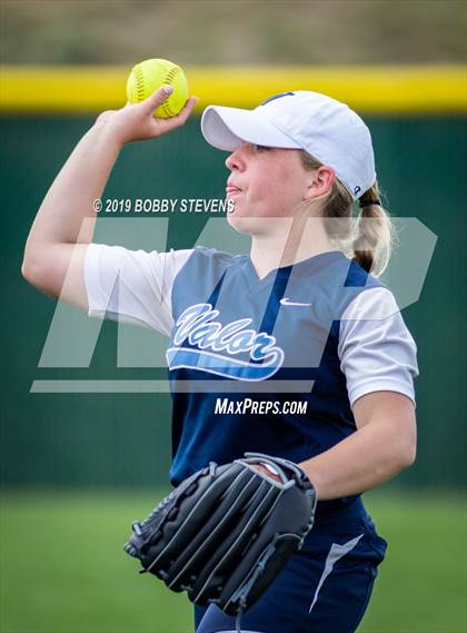 Thumbnail 2 in Valor Christian @ Falcon photogallery.