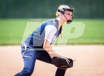Thumbnail 2 in Valor Christian @ Falcon photogallery.