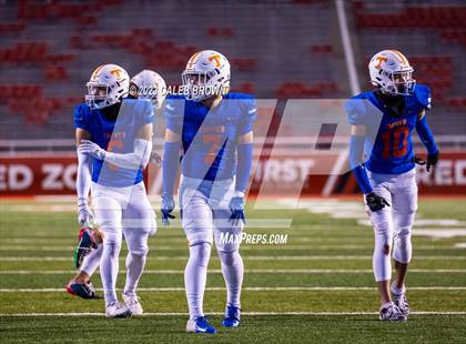 Thumbnail 2 in Bountiful vs Timpview (UHSAA 5A Final) photogallery.