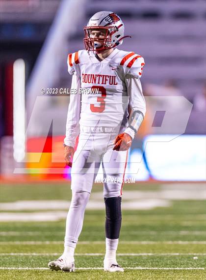 Thumbnail 1 in Bountiful vs Timpview (UHSAA 5A Final) photogallery.